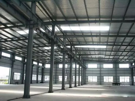蘭州鋼結構廠房表面要進行防腐蝕和表面處理