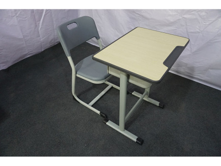 影響學生課桌椅質量的原因有哪些？