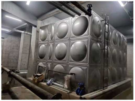 三塘龙湾国际二次供水90T异形水箱