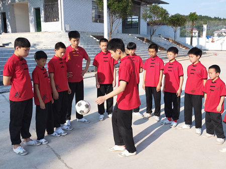 校园环境融洽，学习氛围好