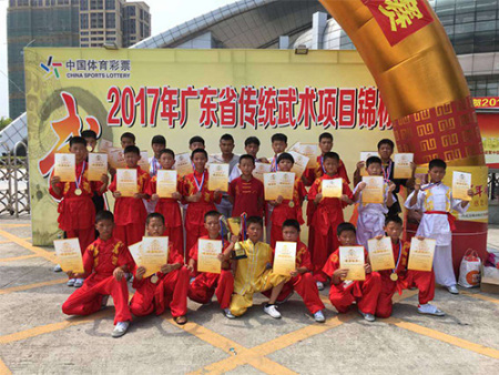 传统项目武术锦标赛表现优异