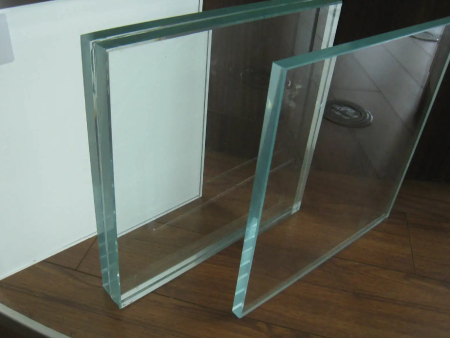 使用甘肃钢化玻璃要注意事项和保养方法