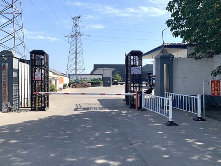 廠房大門