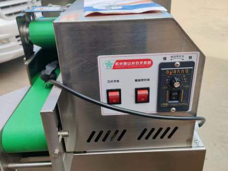 甘肃商用厨房设备厂,厨房设备包括烹饪加热设备、消毒和清洗加工类设备