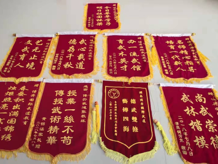 学校荣誉