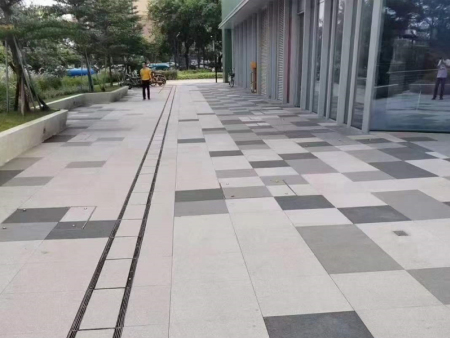 生態(tài)地鋪石