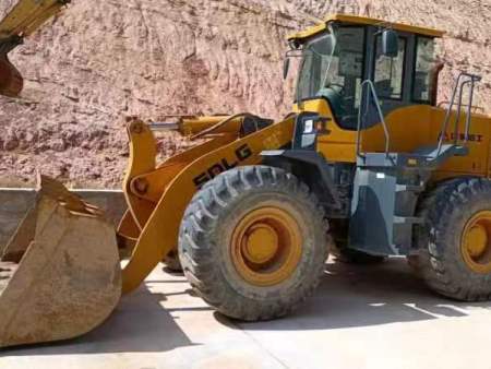 甘肅裝載機維修選茂業(yè)-兼顧裝卸效率，守護關(guān)鍵系統(tǒng)    　　