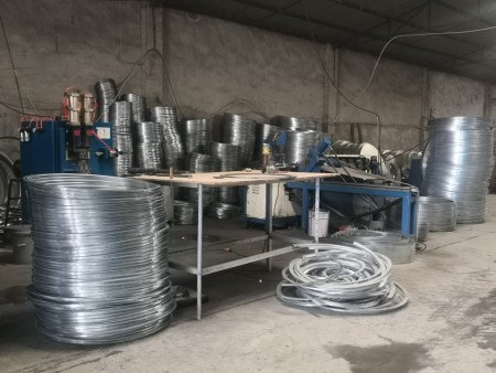 兰州角钢法兰厂家分享角钢法兰和共板法兰有什么区别？