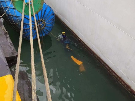海南海底门封堵