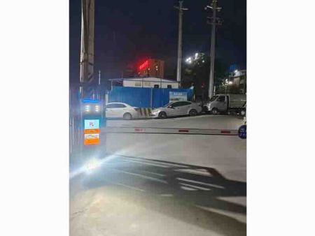 安宁某小区三进三出安装案例.jpg
