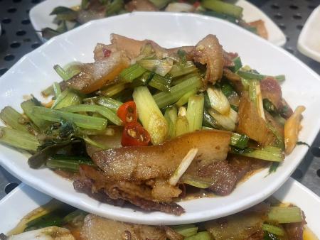 餐饮服务