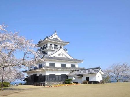 唐山出国务工哪家公司成功率高？【宏翔】提供出国务工的机会