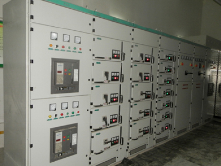 甘肅?XL-21動(dòng)力柜哪家好,蘭州低壓配電柜的主要作用是實(shí)現(xiàn)輸入信號(hào)的輸出和接收功能。其特點(diǎn)是可根據(jù)需要設(shè)計(jì)配置。