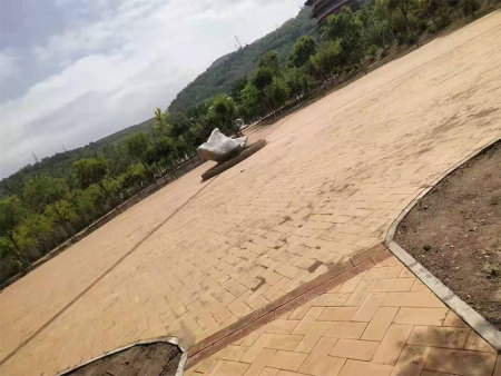 西固金城公園地面成功案例黃色2