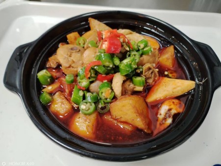 鸡肉砂锅