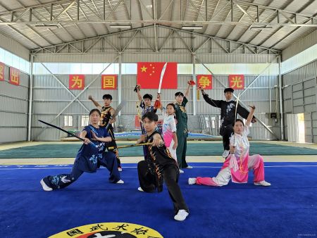 百家争鸣