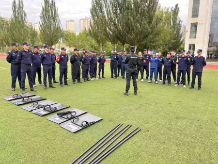 选保安服务公司别乱挑！这5个标准帮你避开“游击队”