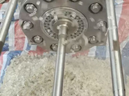 真空挤条切粒