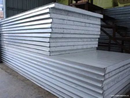 彩钢夹芯板