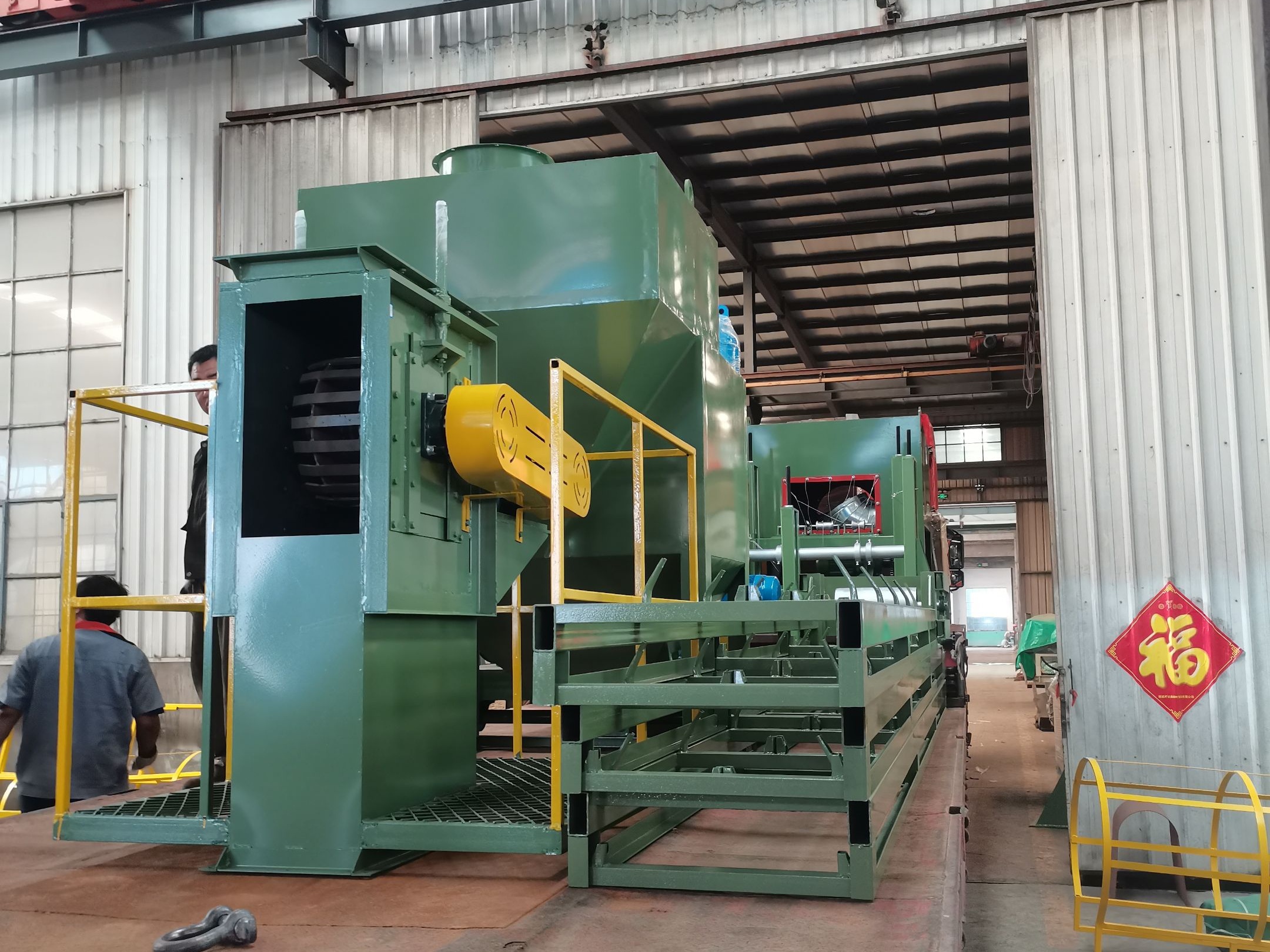 内壁喷砂除锈生产线