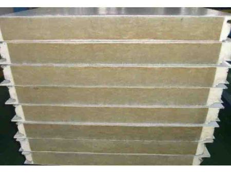 夹心岩棉彩钢板